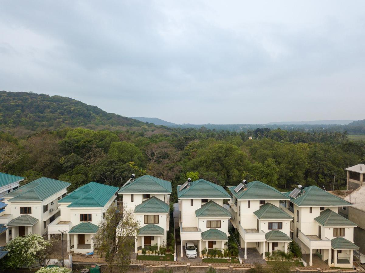 Ayan Villas With Private Pool Сіолим Екстер'єр фото